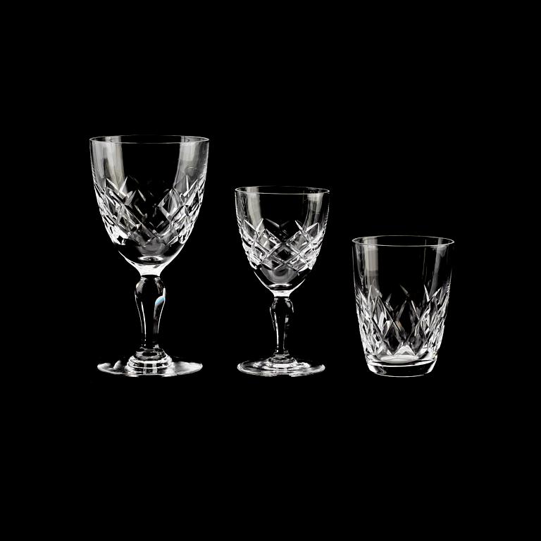 GLASSERVISDELAR, 36 st, glas, "Karolina", Gunnar Cyrén, Orrefors.