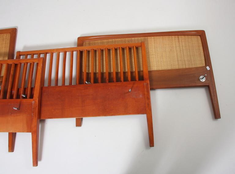 SÄNGGAVLAR, 2 par. 1900-tal.