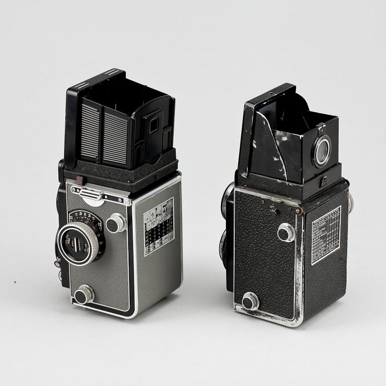 PARTI KAMEROR, 2 st, Rolleiflex T, nr 21002998, Rolleicord IIc,  nr 919793, 1960-tal respektive 1940-tal. Tyskland.