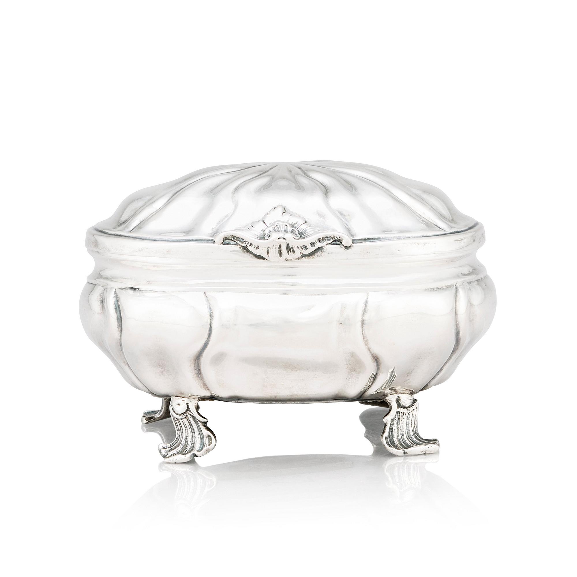 Wilhelm Christian Hillebrandt, sockerskrin, silver, Reval (verksam 1758-1780). Rokoko.
