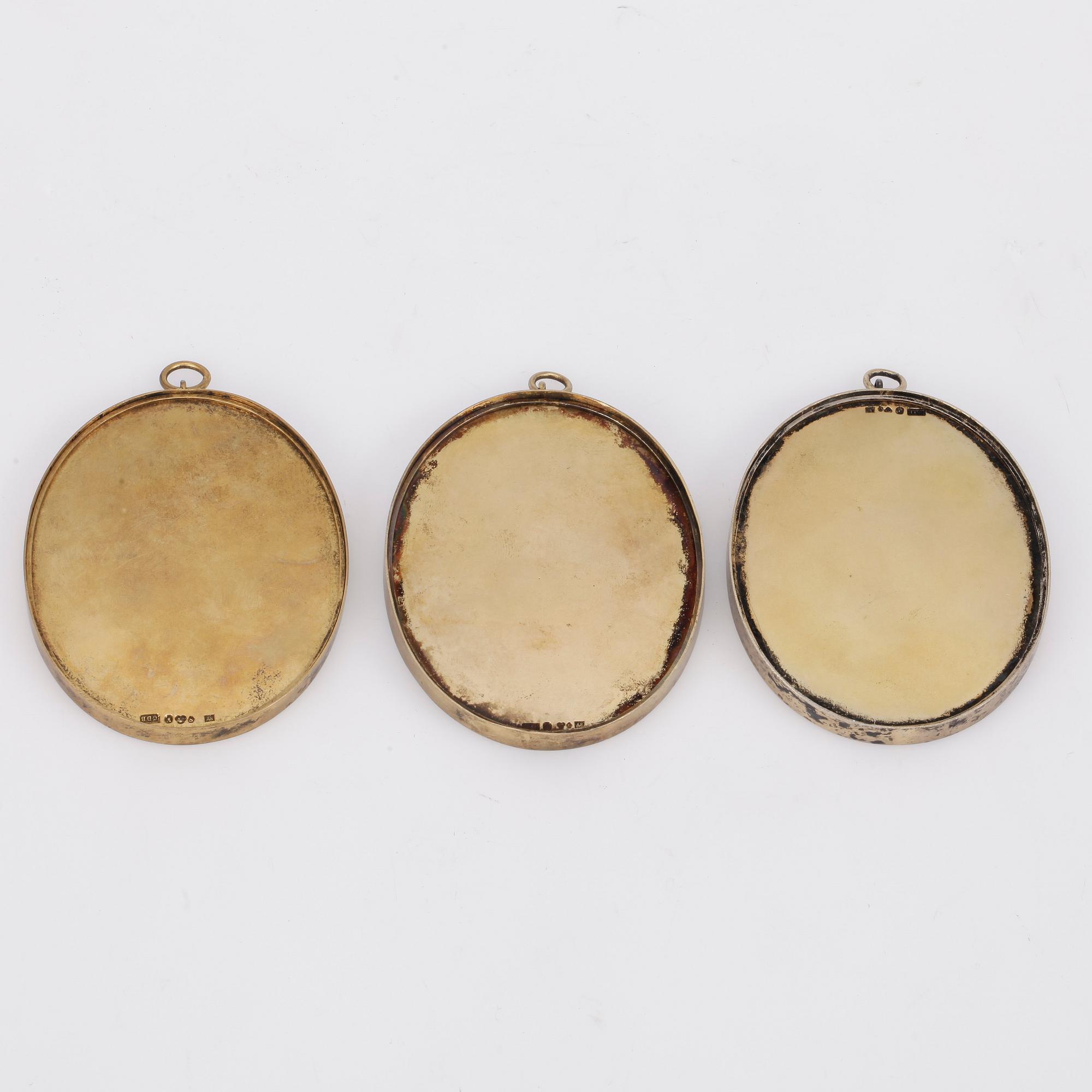 FANNY FALKNER, miniatyrmålningar, 3 st, signerade. Förgyllda silverramar, Stockholm 1927.