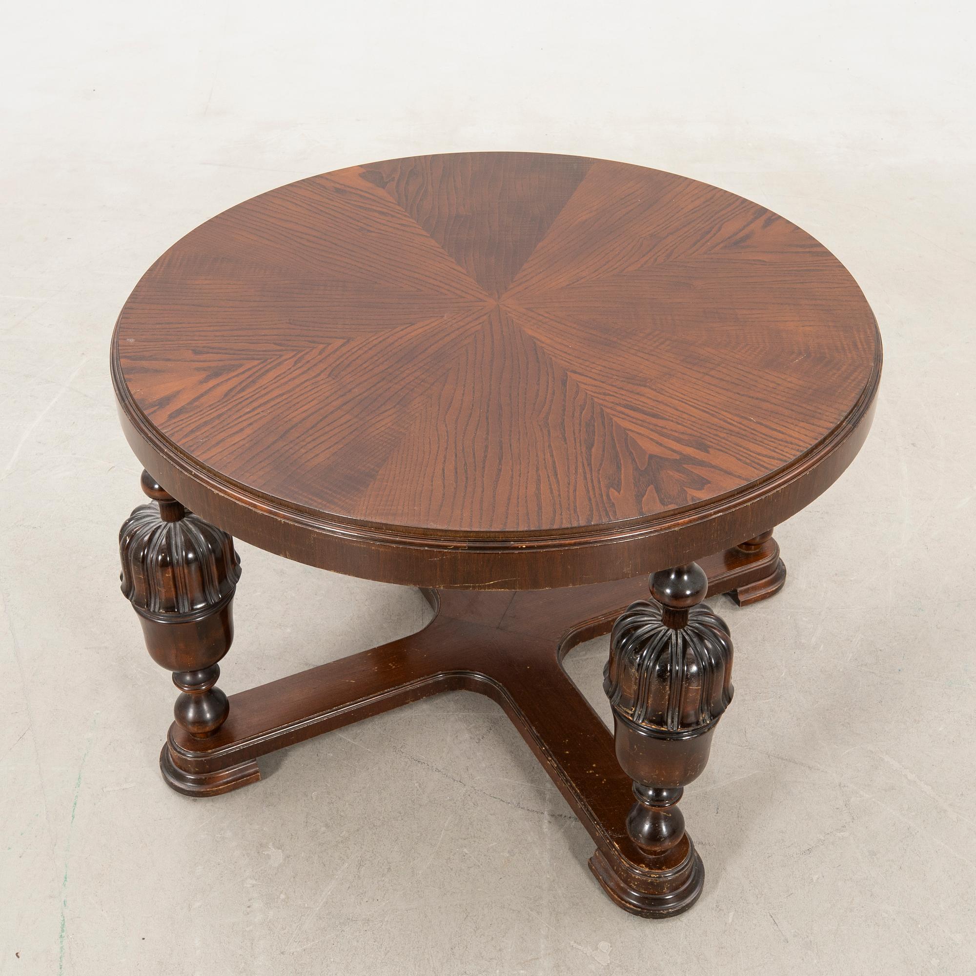 Coffee table Art Deco first half of the 20th century.