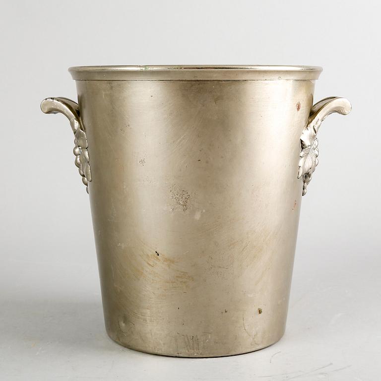 An firts half 20th century Morlant Champange cooler, Reims, France.