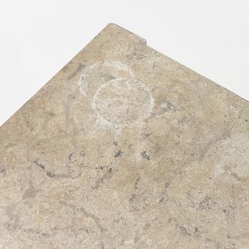 Byrå, Gustaviansk stil, omkring år 1900 med äldre delar.