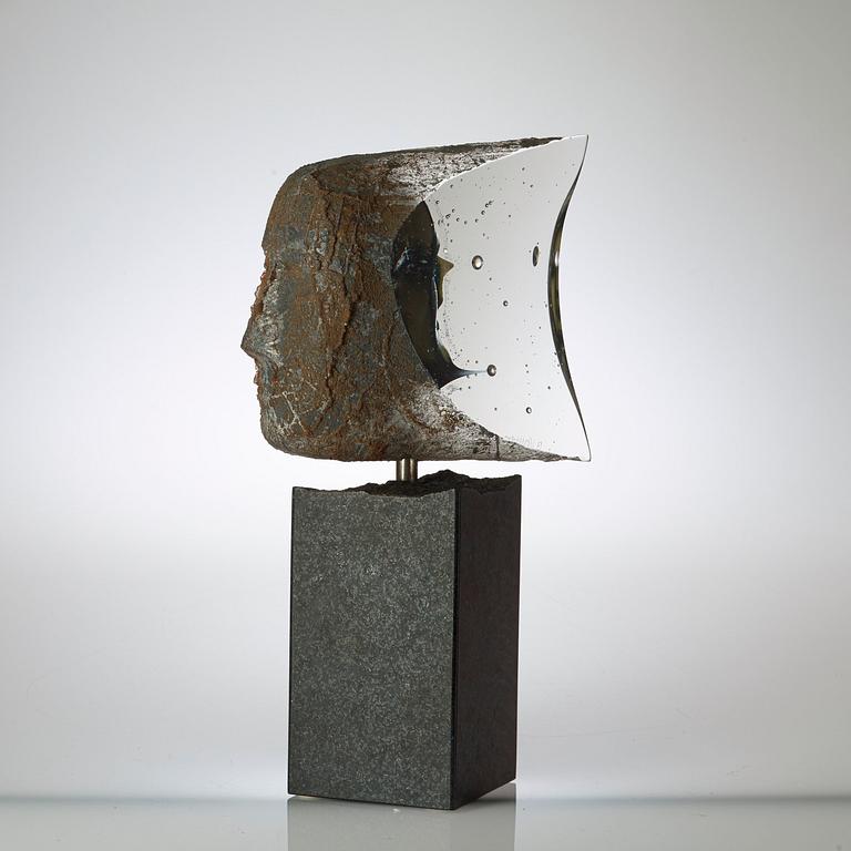 A unique Bertil Vallien sand cast glass sculpture, Kosta Boda 1999.