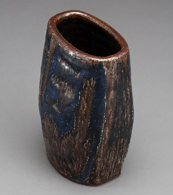 CARL-HARRY STÅLHANE, a signed stoneware vase.