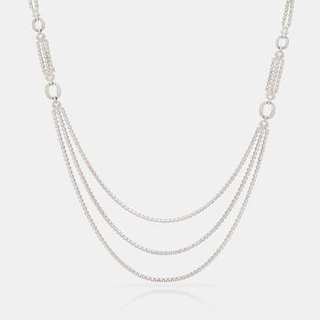 671. A brilliant cut diamond necklace, total carat weight circa 16.50 cts. Quality circa G-H/VS-SI.