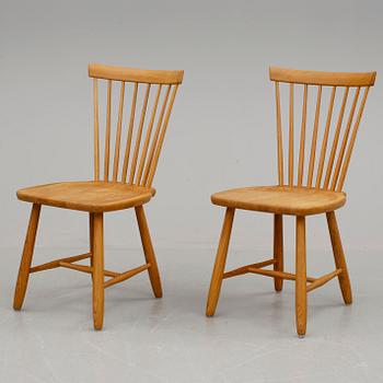 STOLAR, ett par. "Lilla Åland", Carl Malmsten, Stolab. Jubileumsutgåva, utgivna 2002. Numrerade 829/1000 och 830/1000.