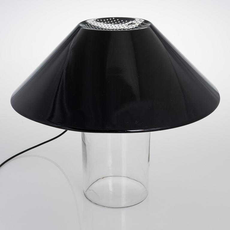 A mid 20th century table lamp.