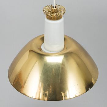 Paavo Tynell, a mid-20th century 'K2-20' pendant light for Idman.