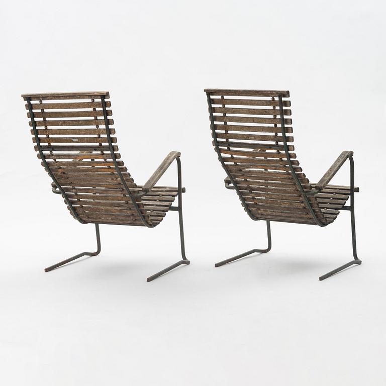 Bjärnums Slöjdfabrik, a pair of easy chairs, Sweden 1940-50s.