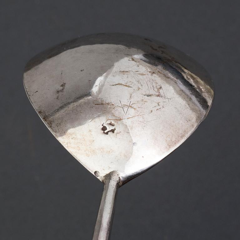 Sked, icke identifierat bomärke, silver, Norge 1600-tal.
