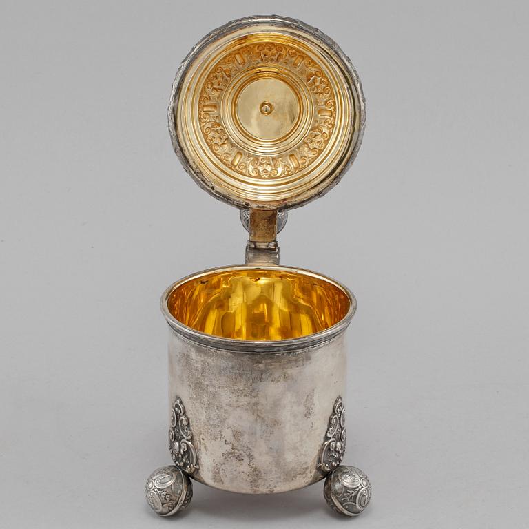 STOP, silver, Carl Gustaf Hallberg, Stockholm, 1943. Vikt 580 g.