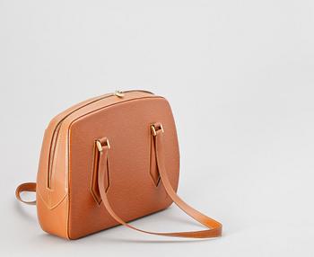 1349. A brown epi leather shoulder bag by Louis Vuitton.