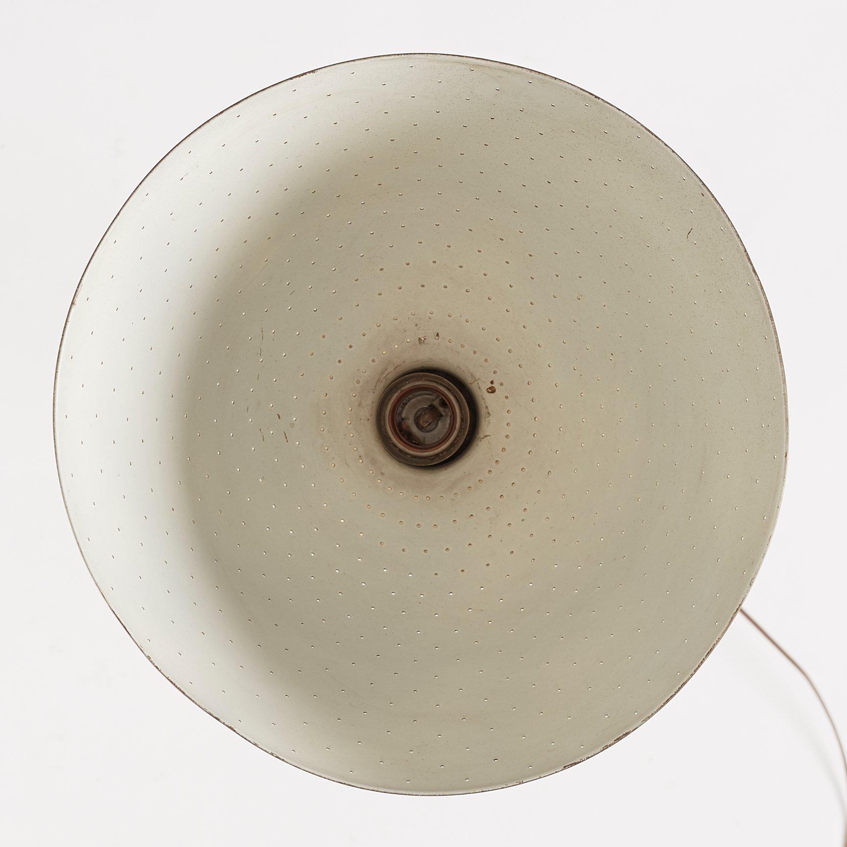 Carl-Axel Acking, golvlampa, för Stockholm stads hantverksförening, 1939.