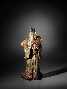 A large wooden scultpure of a daoist dignitary, 17/18th Century.