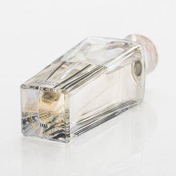Cartier, parfymfodral med parfymflaska och sminkspegel.