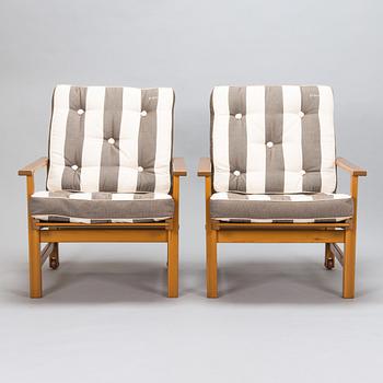 Elsa Stackelberg, a garden table and a pair of garden chairs, Fri Form, Edsbruk, Sweden, late 20th century.