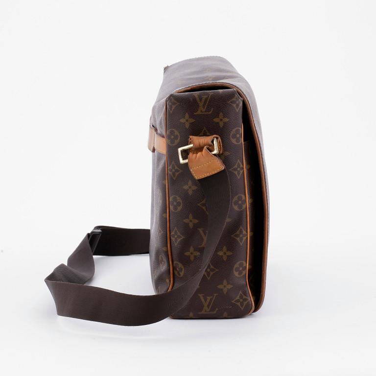 LOUIS VUITTON, a monogram canvas messanegr bag, "Abbesses".