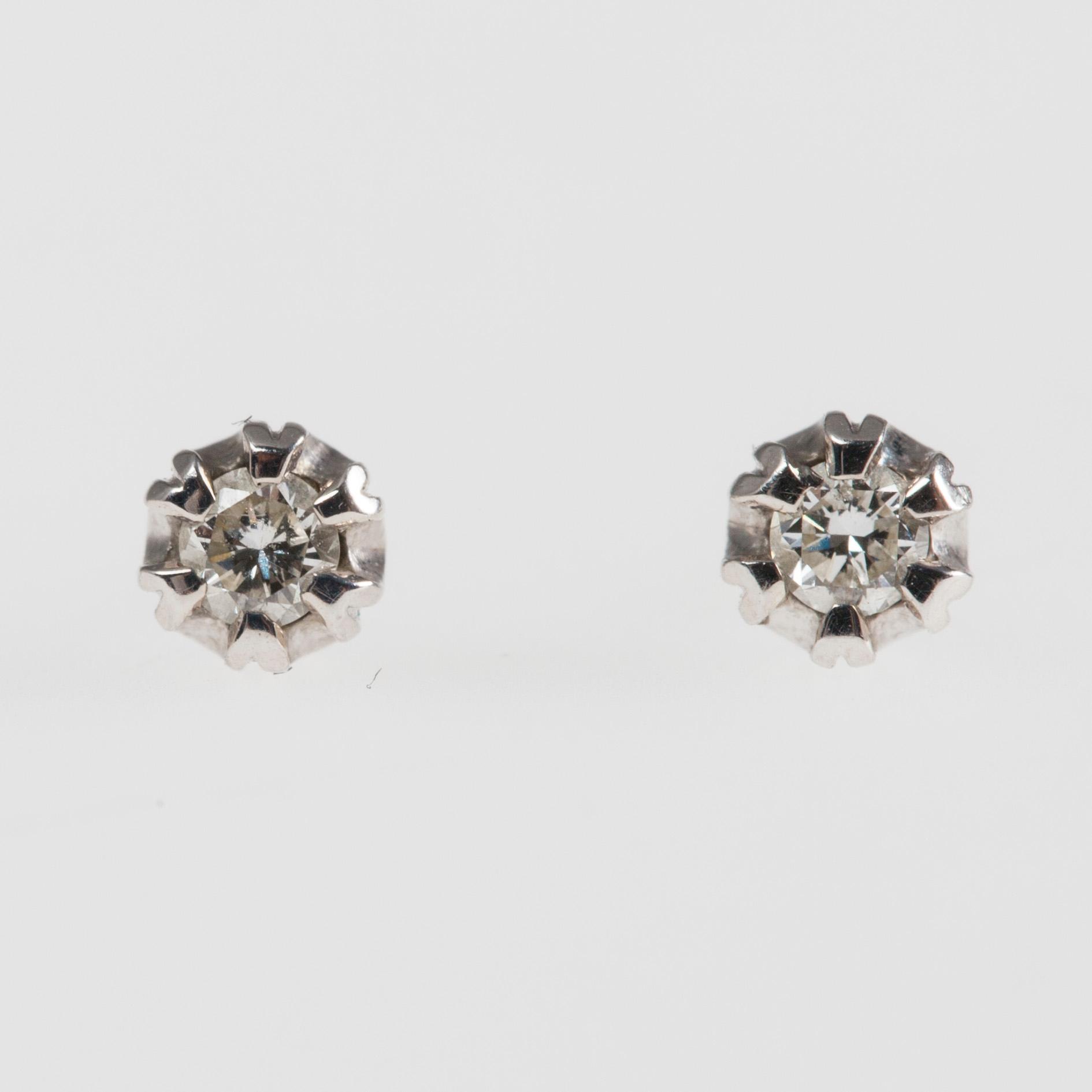 ÖRHÄNGEN, 14K guld, briljantslipade diamanter tot. ca 0,10 ct.