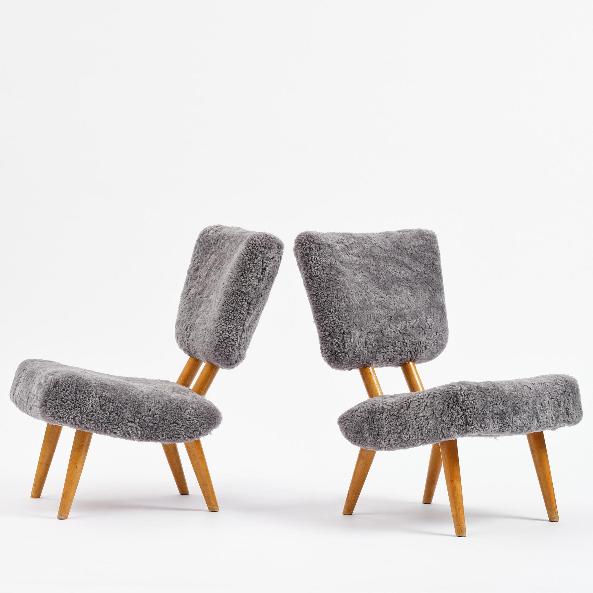 A pair of sheepskin lounge chairs, Norway, 1940s.