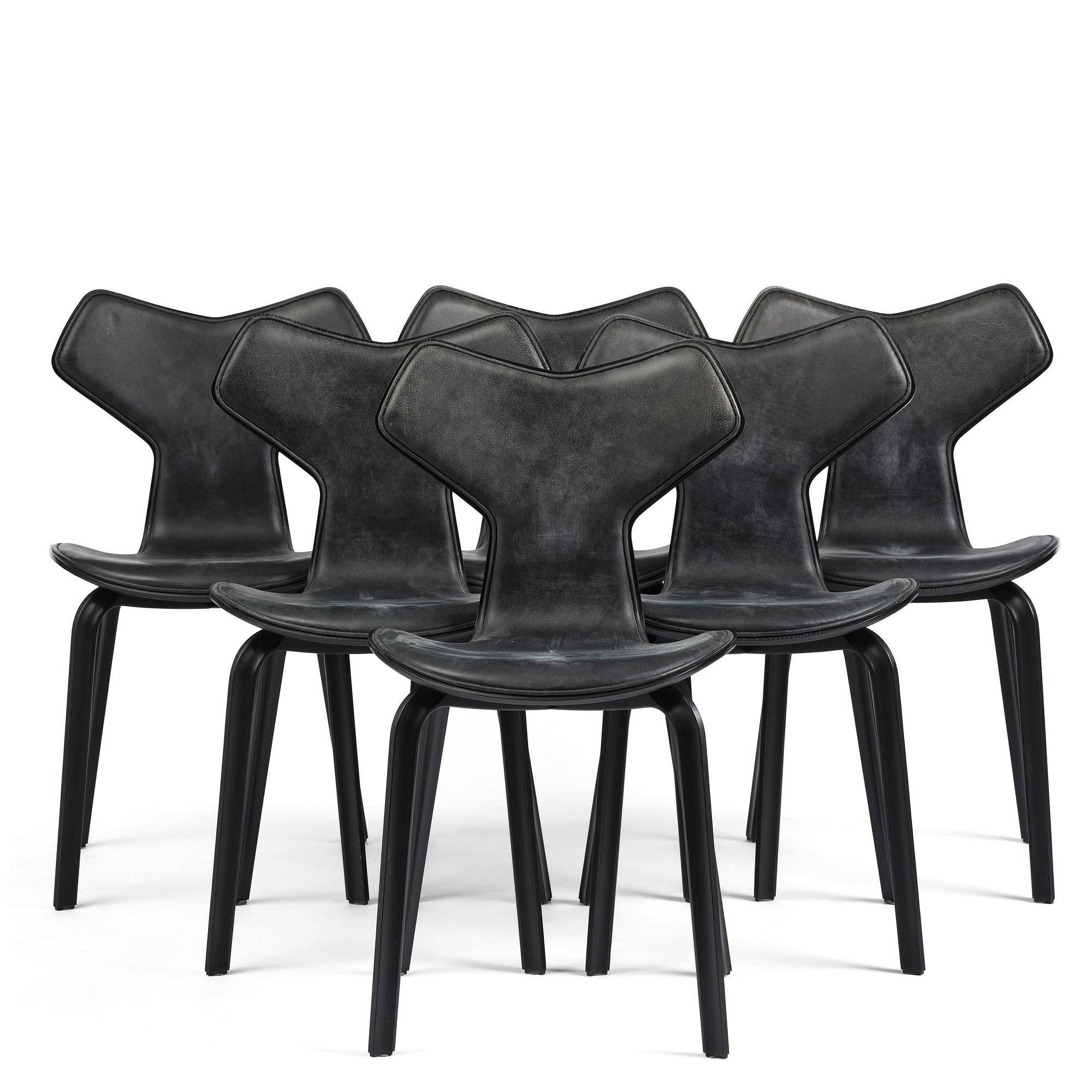 Arne Jacobsen, a set of six "Grand Prix" (Exclusive Edition Black) dining chairs, Fritz Hansen, 2021.