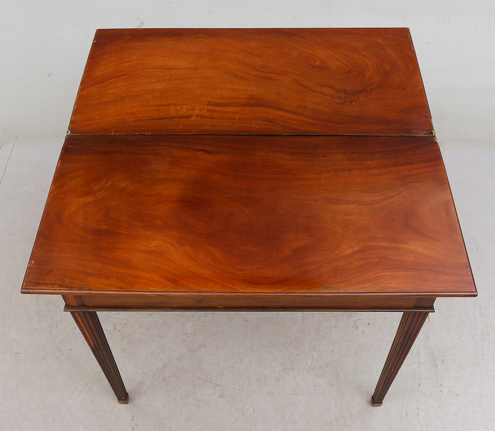 SPELBORD, gustaviansk stil, omkring år 1900.