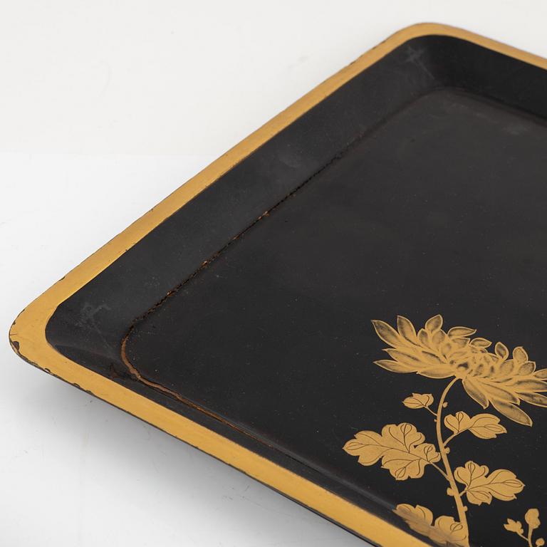 A set of three Japanese lacquer trays, early 20th Century.