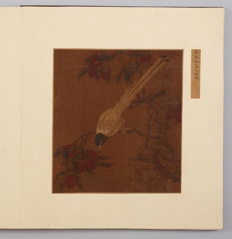 A fine album titled "Song Yuan ji jin ce", with 12 paintings, presumably Qing dynasty, 17/18th Century.