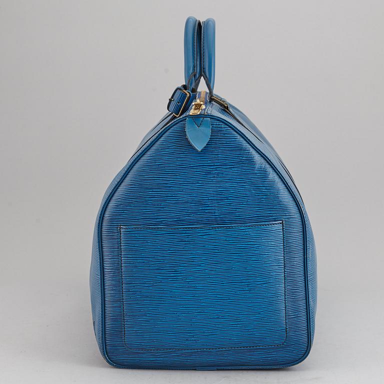 LOUIS VUITTON, a 'Keepall 55 Epi' weekendbag.