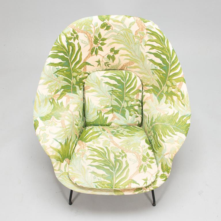 Eero Saarinen, A 1960s 'Womb chair' 70 for Artek, licensed production by Billnäs factory. Finland.