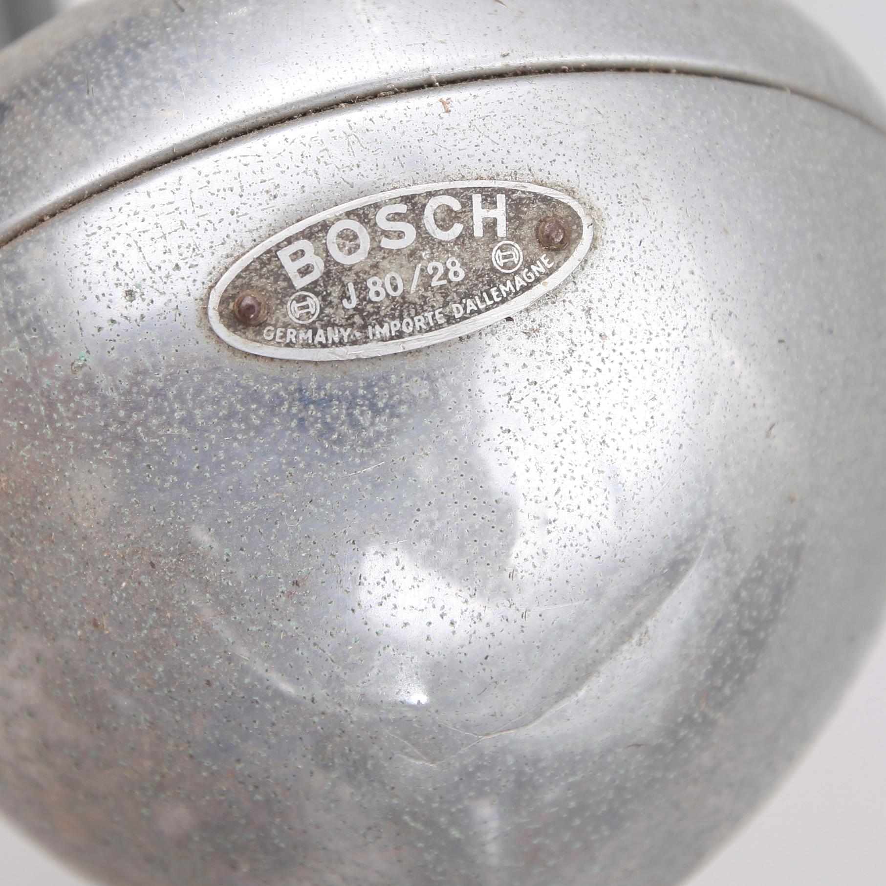 DAMCYKEL, Centrum, 1900-talets första hälft.