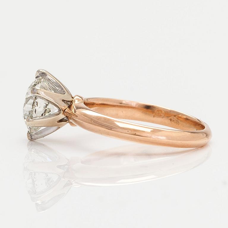 An 18K rose gold ring, with a brilliant-cut diamond approximately 2.01 ct, accompanying HRD report.
