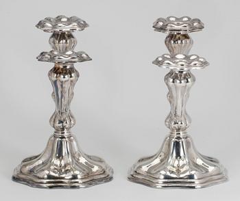 KANDELABRAR, ett par, silver, CG Hallberg, Stockholm, 1938.