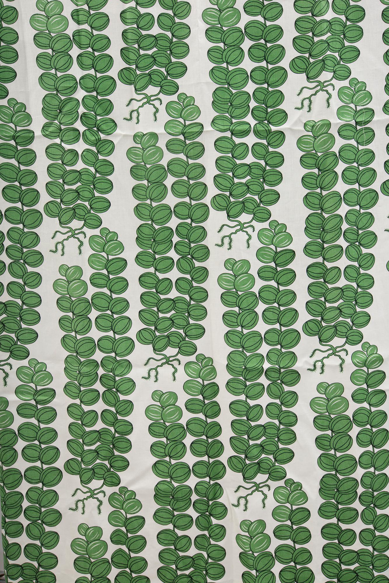 Josef Frank, A set of two linen curtains "Celotocaulis" design JOSEF FRANK for Firma Svenskt Tenn.