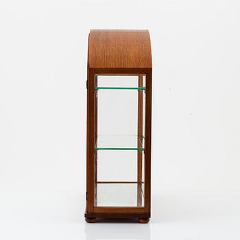 Josef Frank, a model 2070 mahogany table display cabinet from Firma Svenskt Tenn, produced prior to 1985.