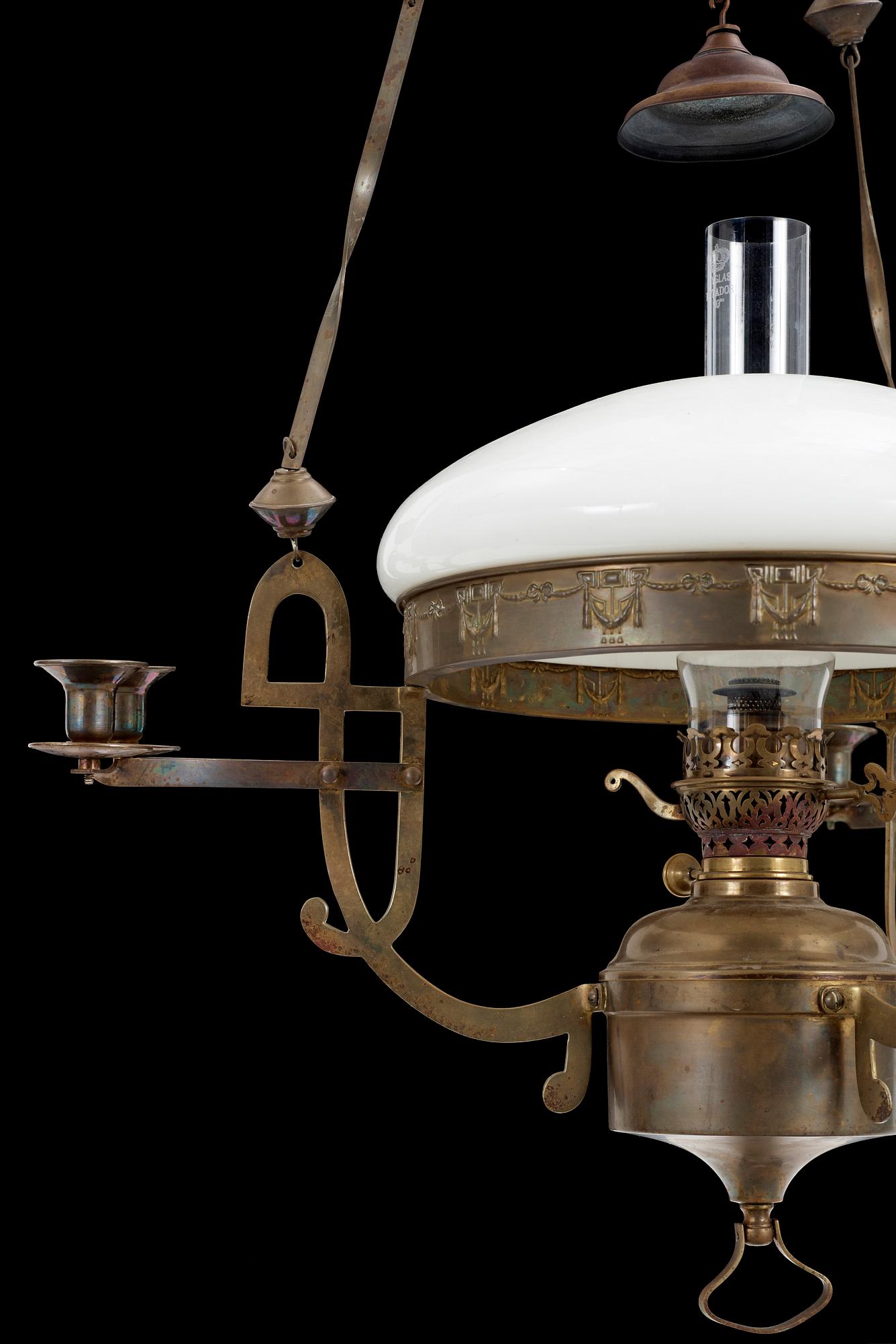 TAKFOTOGENLAMPA, jugend, 1900-talets början. H ca 60.