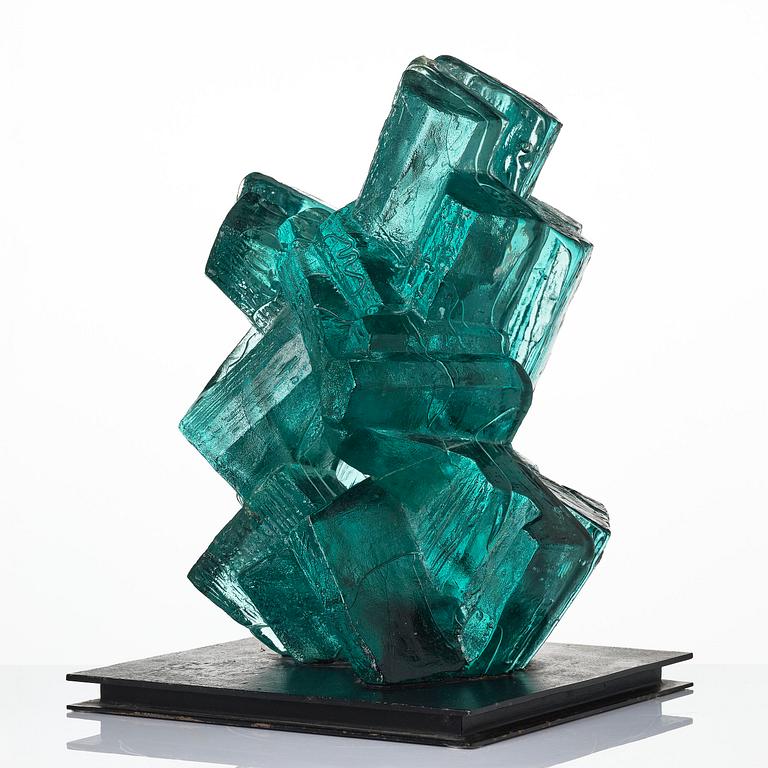 Edvin Öhrström, "Kristallisk komposition" (Crystalline composition), a cast glass sculpture, Lindshammar Glassworks, ed. 1/7.