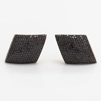 Vhernier, A pair of 18k gold "Fibula" earrings with black diamonds ca. 8.86 ct in total. Milano.