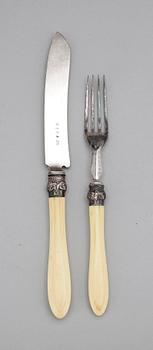 BESTICKSCHATULL, 12 bestick, nysilver, troligen 1800-talets slut.