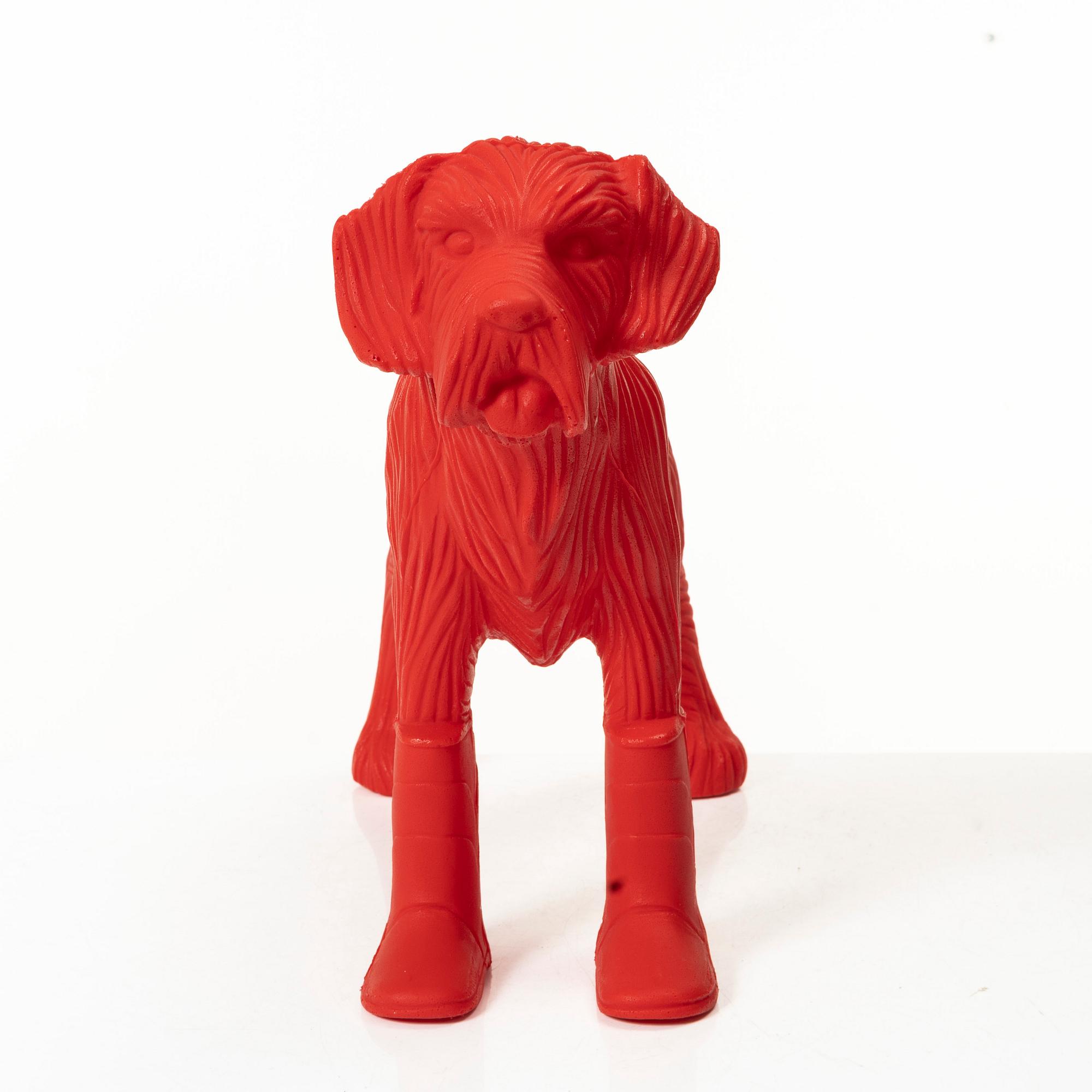 William Sweetlove, "Cloned Schnauzer with water bottle". (Pink).