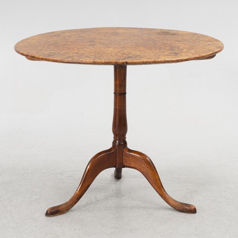 A burr alder tilt-top table by A. J. Rosendahl (master active in Arboga 1762-1836).