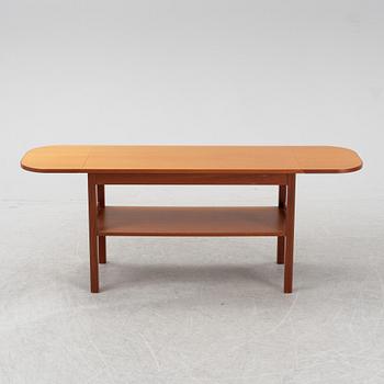 A model 1059 mahogany side table by Josef Frank for Firma Svenskt Tenn.