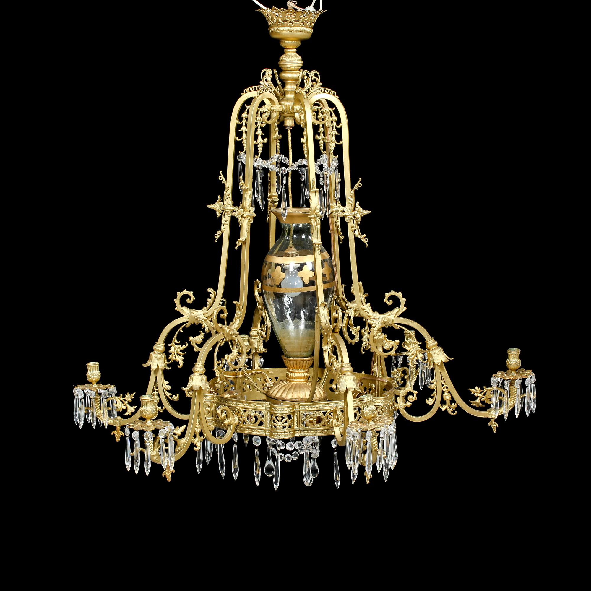 LJUSKRONA, omkring sekelskiftet 1900. Höjd ca 110 cm.