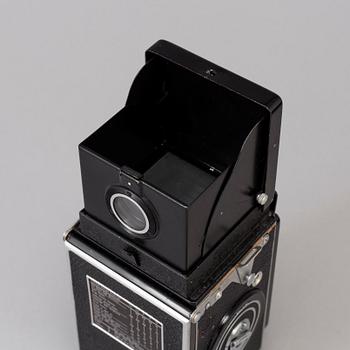 A german Rolleiflex Automat Model 2 no 1086109 with Jena Tessar 1:3,5 f=7,5 cm. 1939 - 1945.