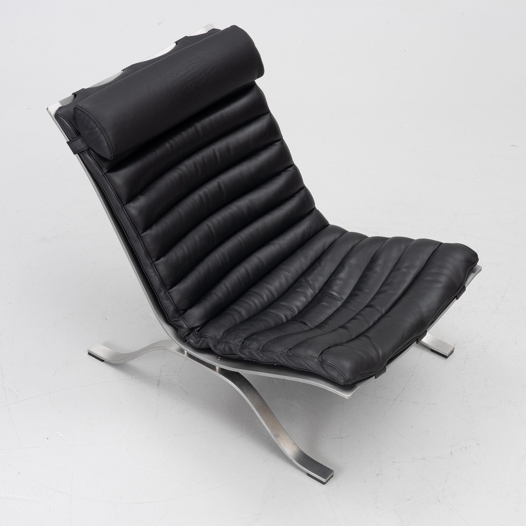 Arne Norell, an 'Ari' armchair, Norell Möbel AB, 21st Century.
