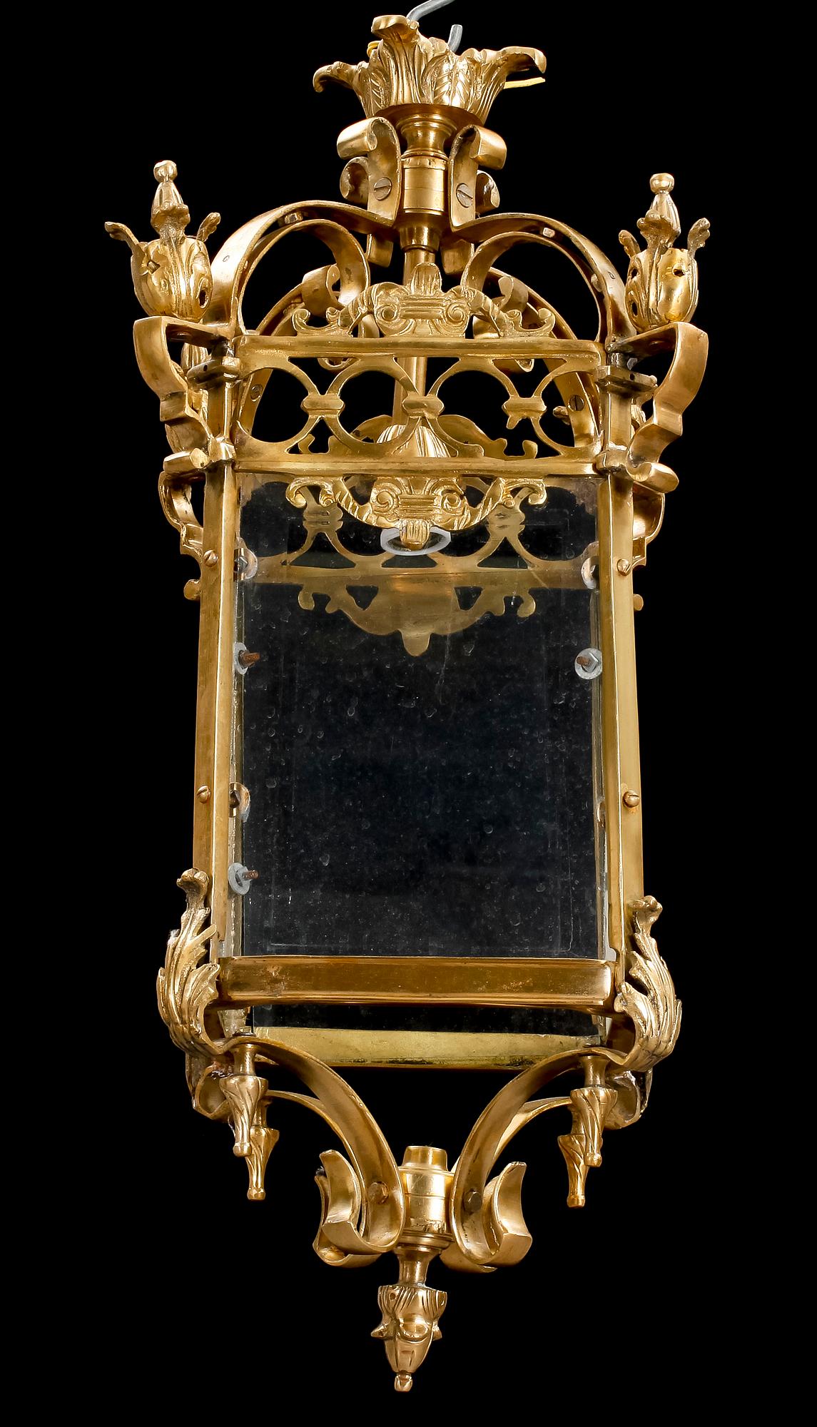 TAKLYKTA, mässing , 1900-talets senare hälft. H 73.