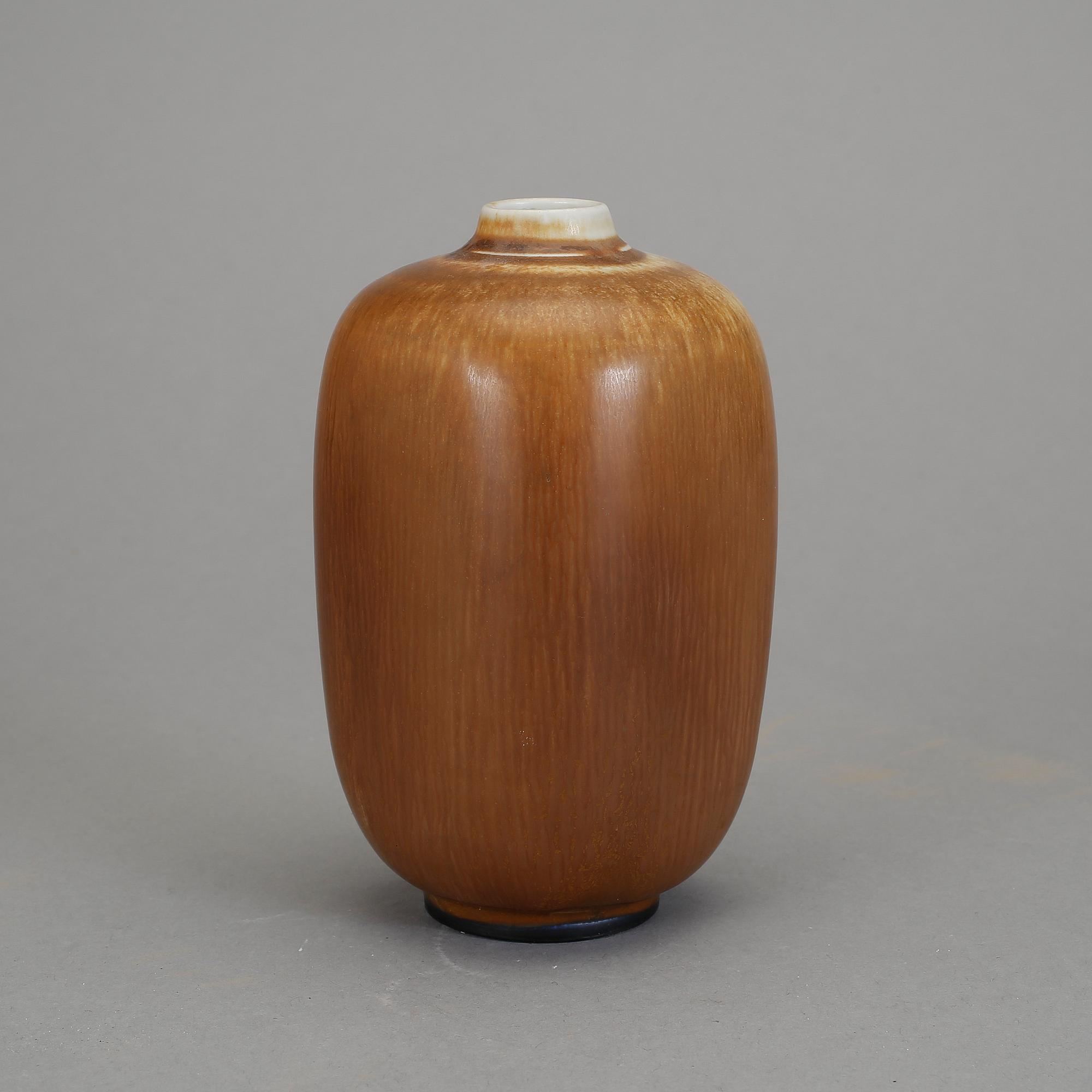 VAS, stengods. Berndt Friberg, Gustavsberg studio, sannolikt 1949.