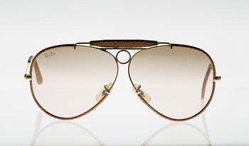 SOLGLASÖGON, Ray Ban.
