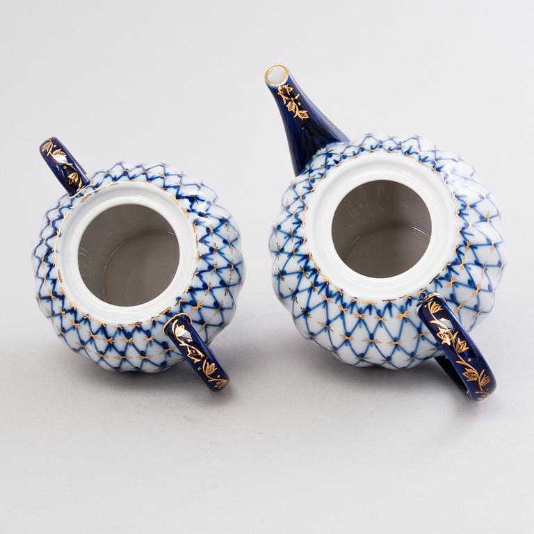 A 10-piece Lomonosov 'Cobalt Net' porcelain tea set, Made in USSR.